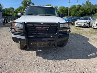 2005 GMC Sierra 2500HD Work Truck - Exterior Front Center Image